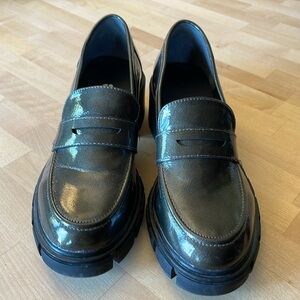 Me Too Chunky Loafer Size 9